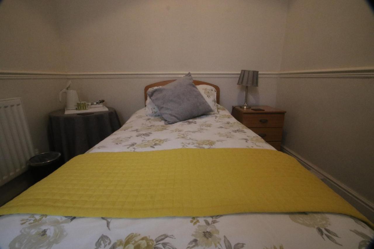 Spring Garden Guest House Gosport Bagian luar foto